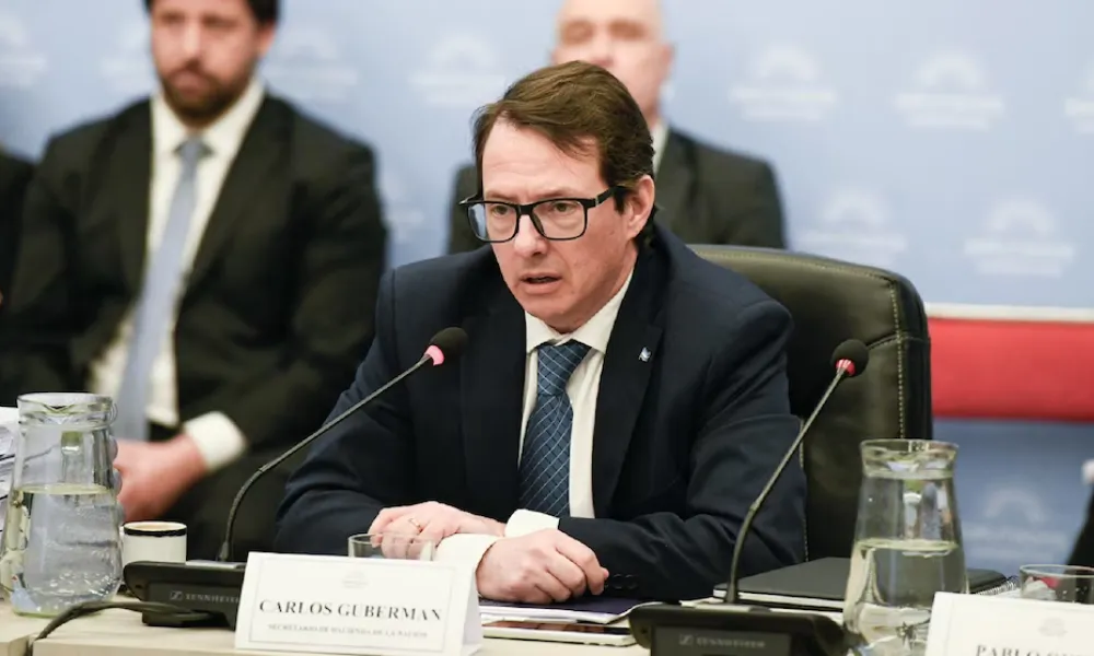 Secretario de Hacienda, Carlos Guberman