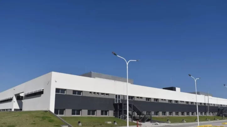 Hospital alta complejidad  Treiew