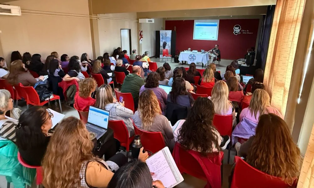 Capacitan a directivos chubutenses en SIniDE