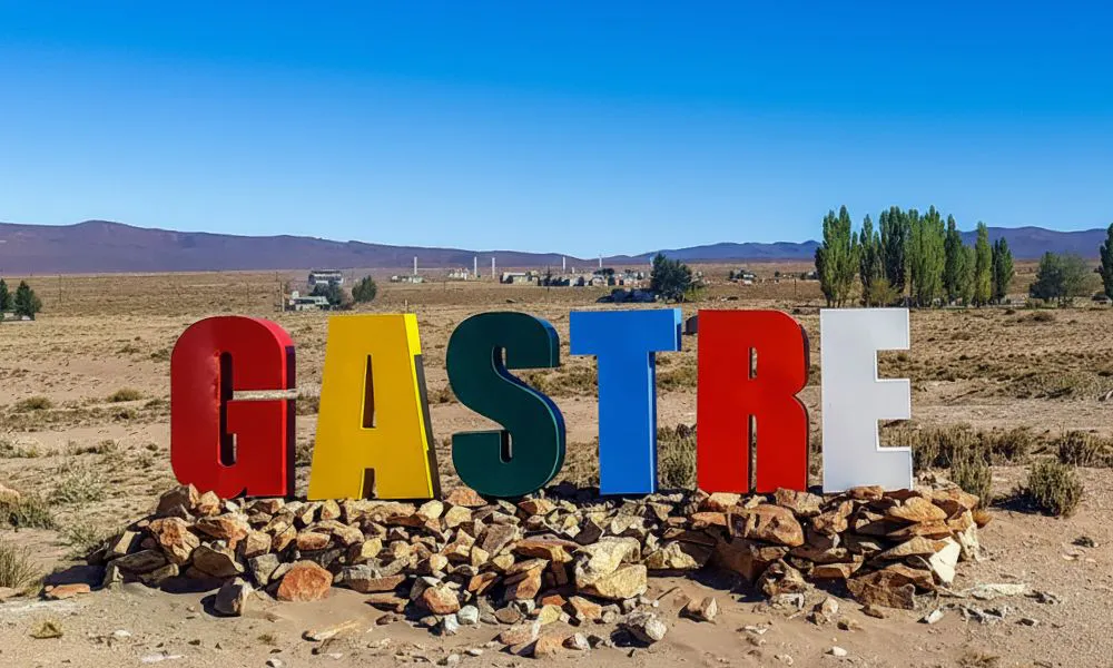 Gastre cartel principal imagen reedita digitalmente por LA17