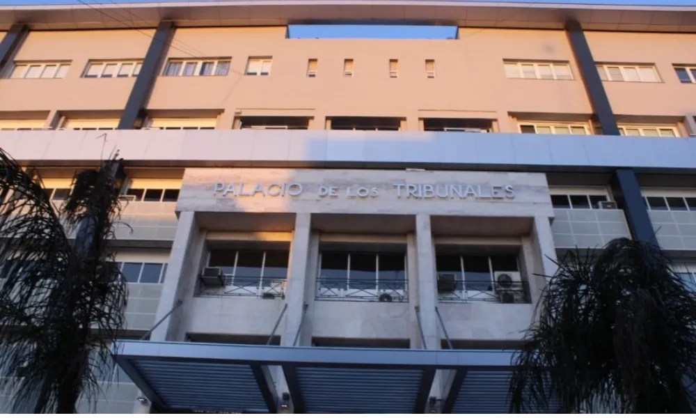 Tribunales