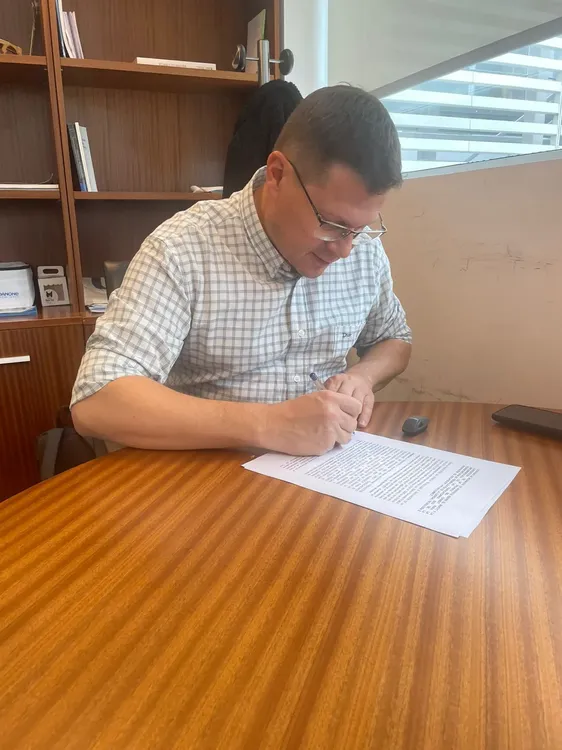 Secretario Mauro Carrasco