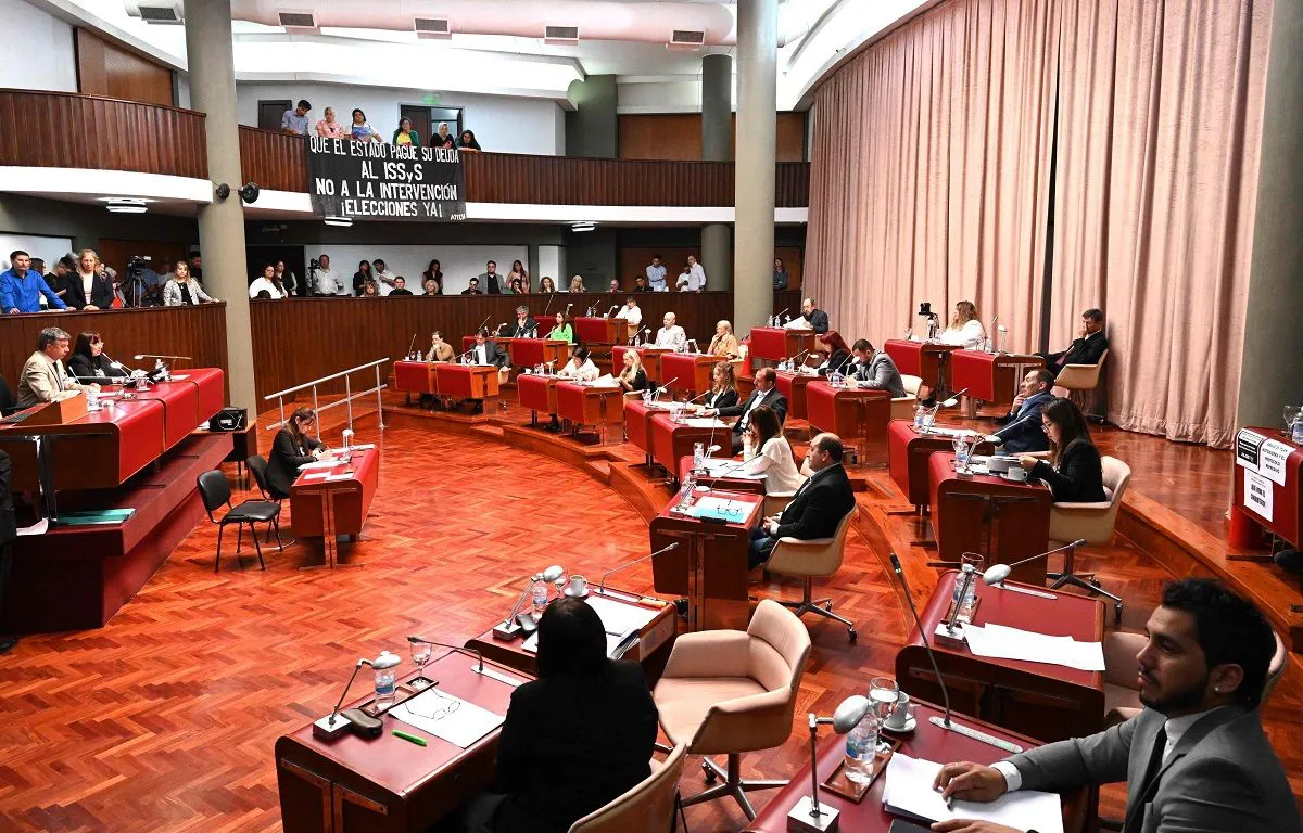 Sesión de la Legislatura de Chubut