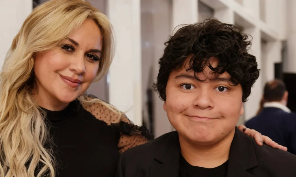 El chico pidió justicia por su padre, en un gesto que rápidamente se viralizó.