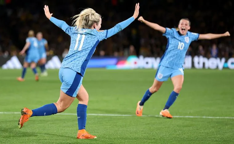 INGLATERRA SE METIÓ EN LA FINAL DEL MUNDIAL FEMENINO