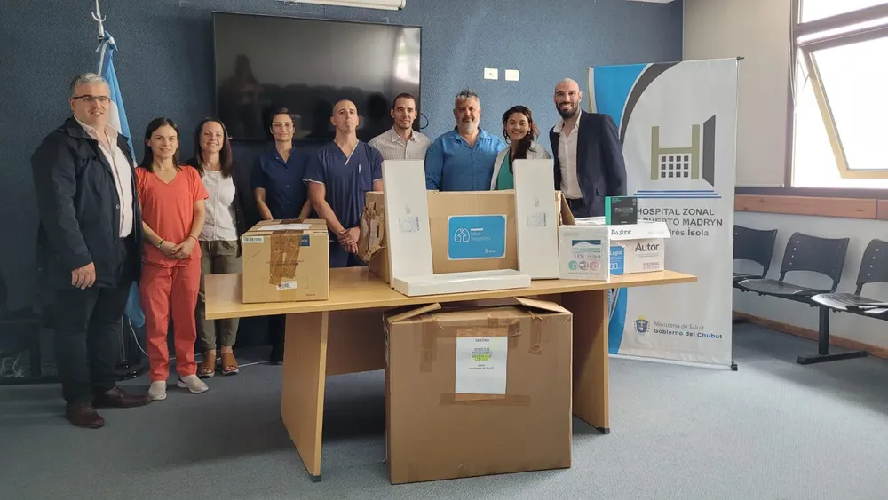 Equipamiento para el hospital Isola
