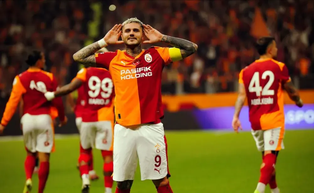 Mauro Icardi anotó un gol en pocos minutos y sigue sumando en Galatasaray