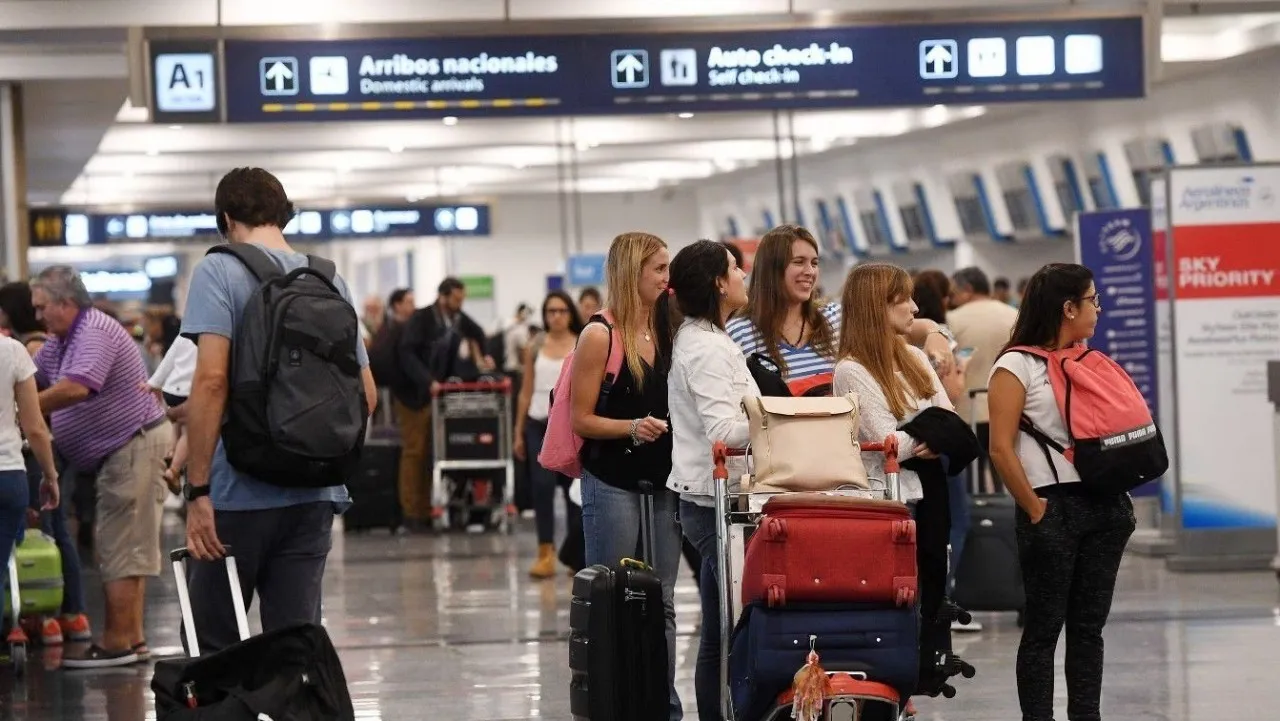 Demoras y cancelaciones en Aeroparque