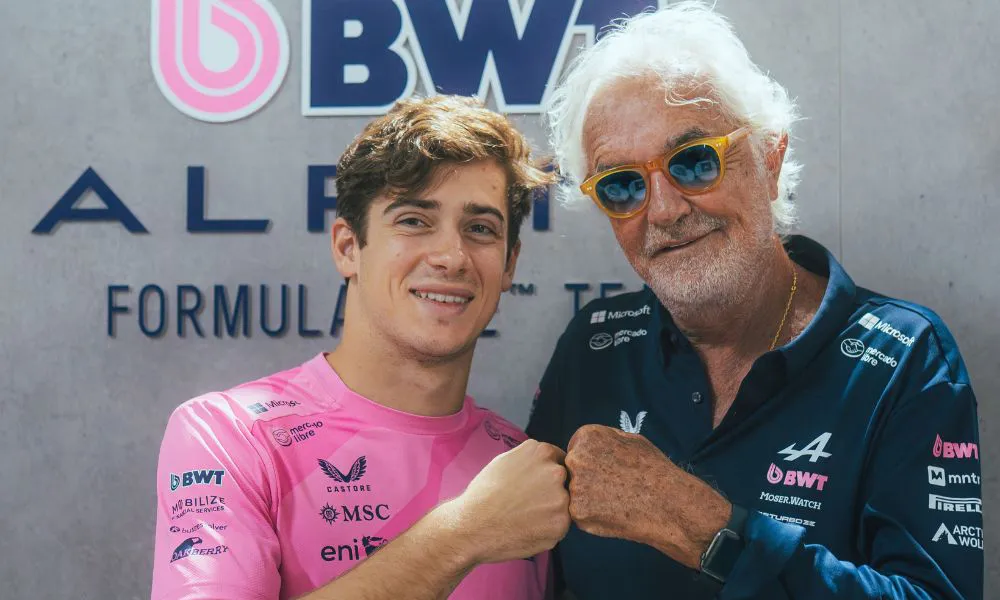 Franco Colapinto y Flavio Briatore
