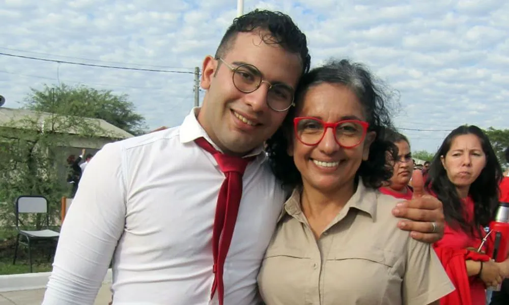 César Sena y Marcela Acuña