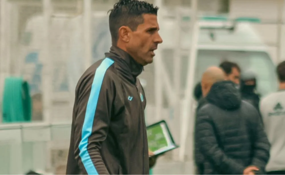 La Banda aún no ganó en el torneo, está en el fondo de la tabla y necesita reaccionar.