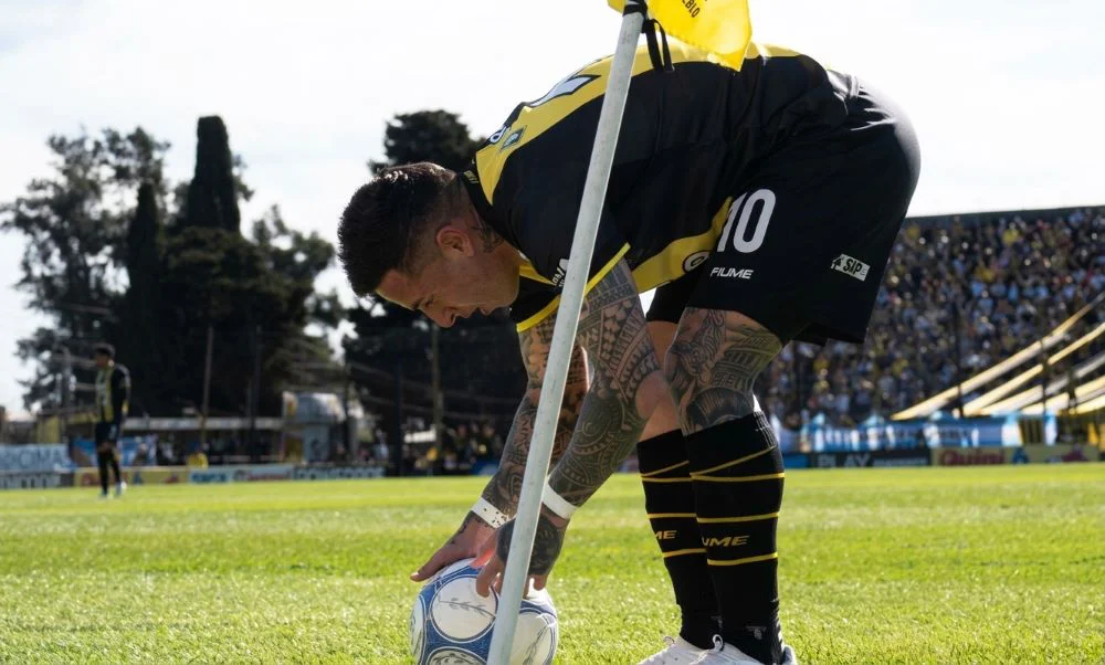 Nazareno Solís. Foto Nati Ledesma - Angi Silva PH - Club Social y Deportivo Madryn (2)