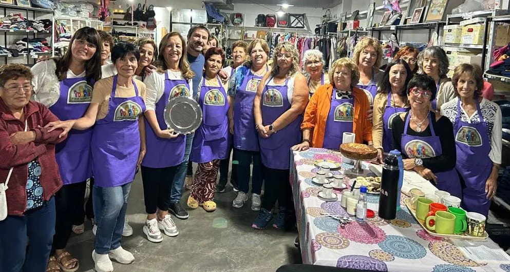 Merino reconoció la labor de las operarias de la Feria Solidaria Trelew