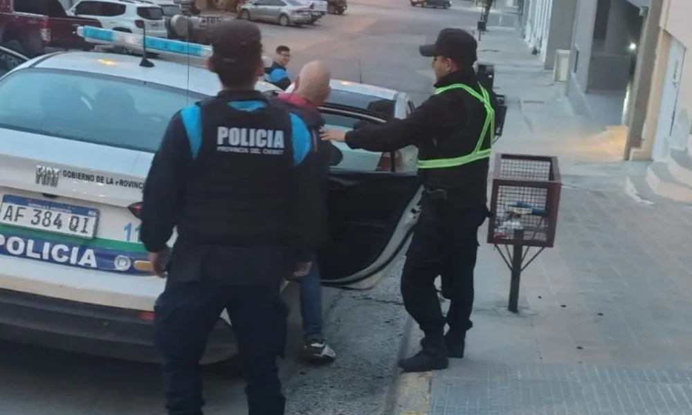Un control policial en Comodoro derivó en la detención de un hombre con pedido judicial vigente