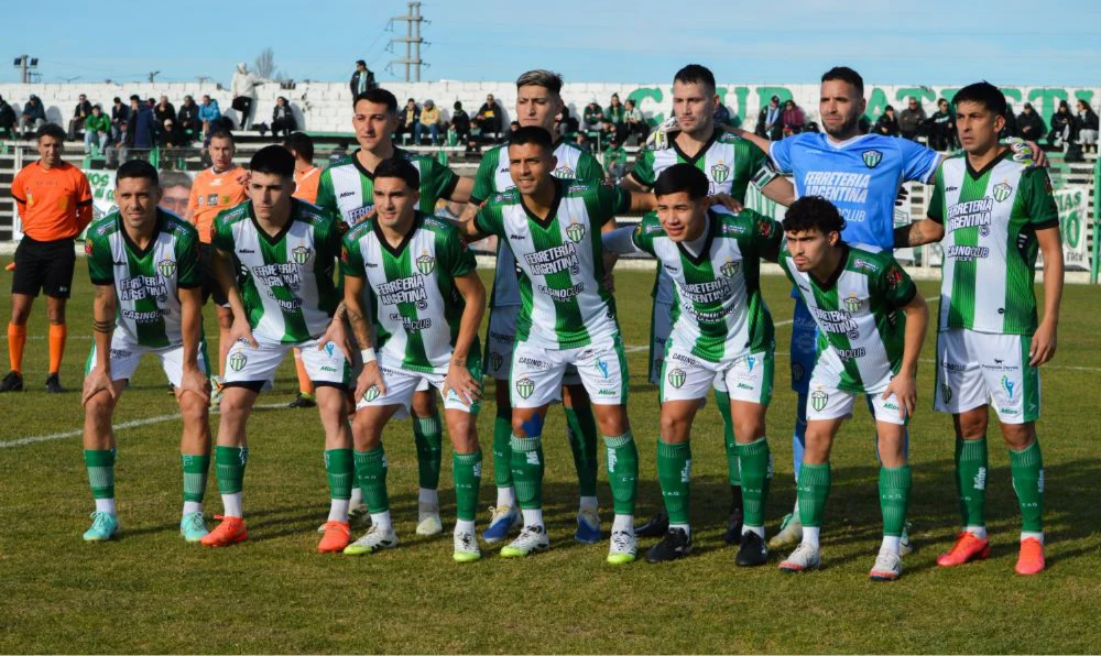Foto Club Germinal El Verde arrancó la Reválida con una victoria.