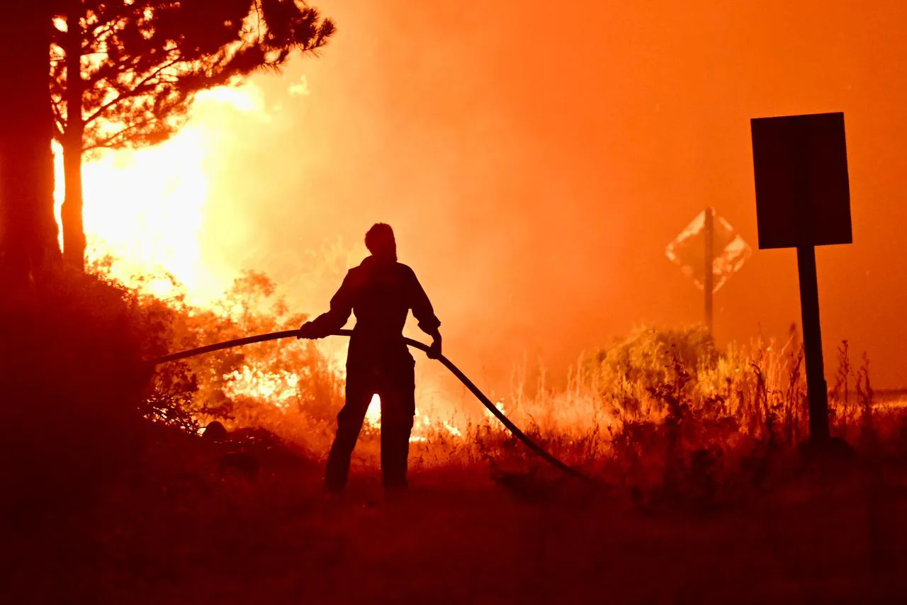 Incendio en la cordillera