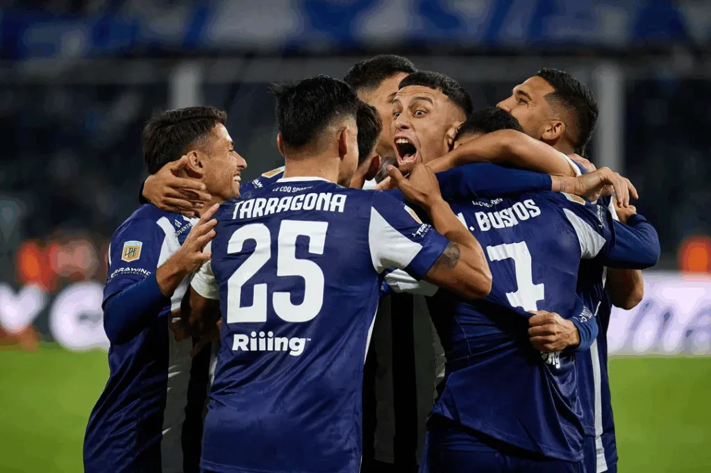 Talleres busca su primer triunfo ante Alianza Lima.