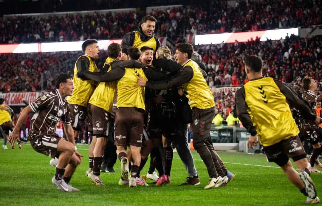 La Liga Profesional definió los árbitros de las semis del Apertura.