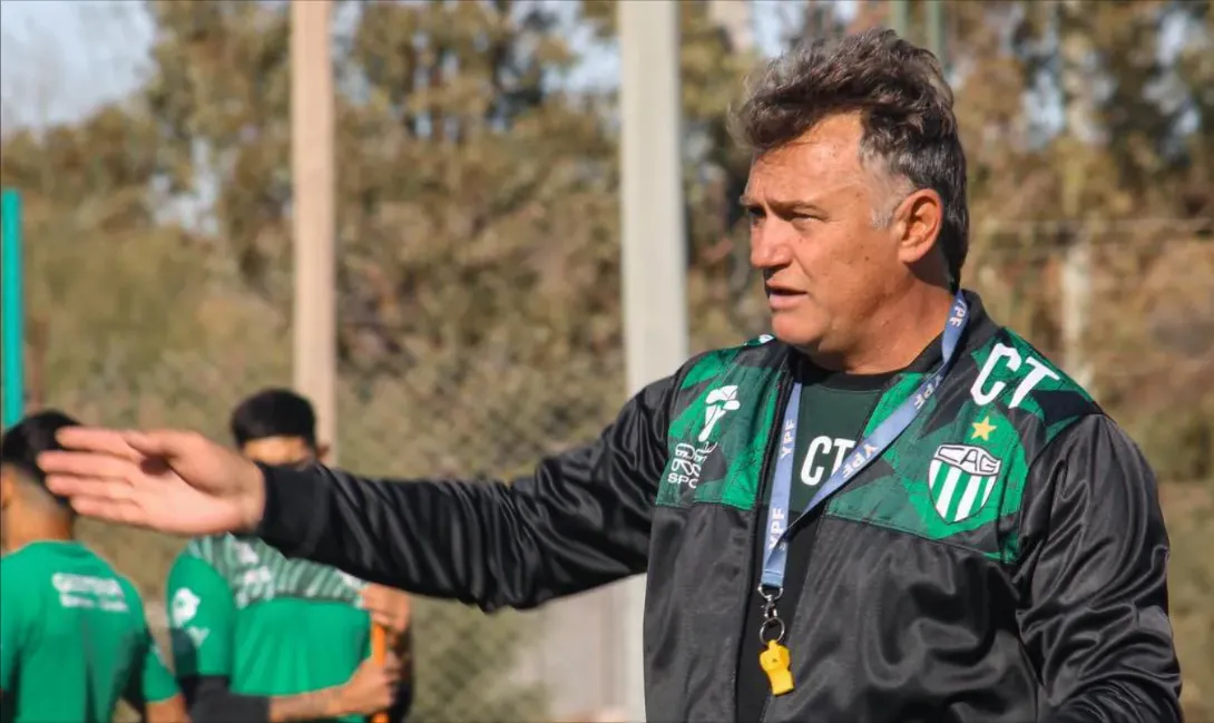 El equipo capitalino recibe esta tarde a Olimpo