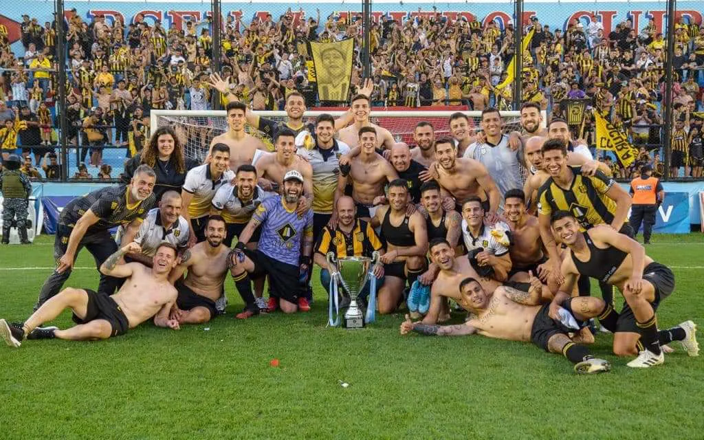 EL AURINEGRO CUMPLE HOY 100 AÑOS DE VIDA
