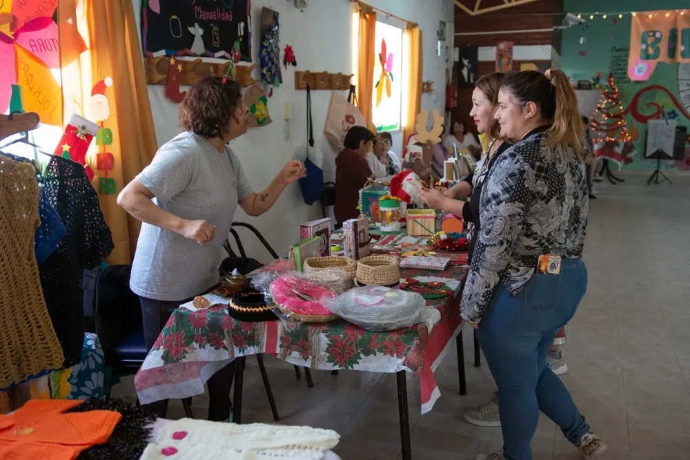 Muestra talleres del Centro de Jubilados Amor y Paz 1