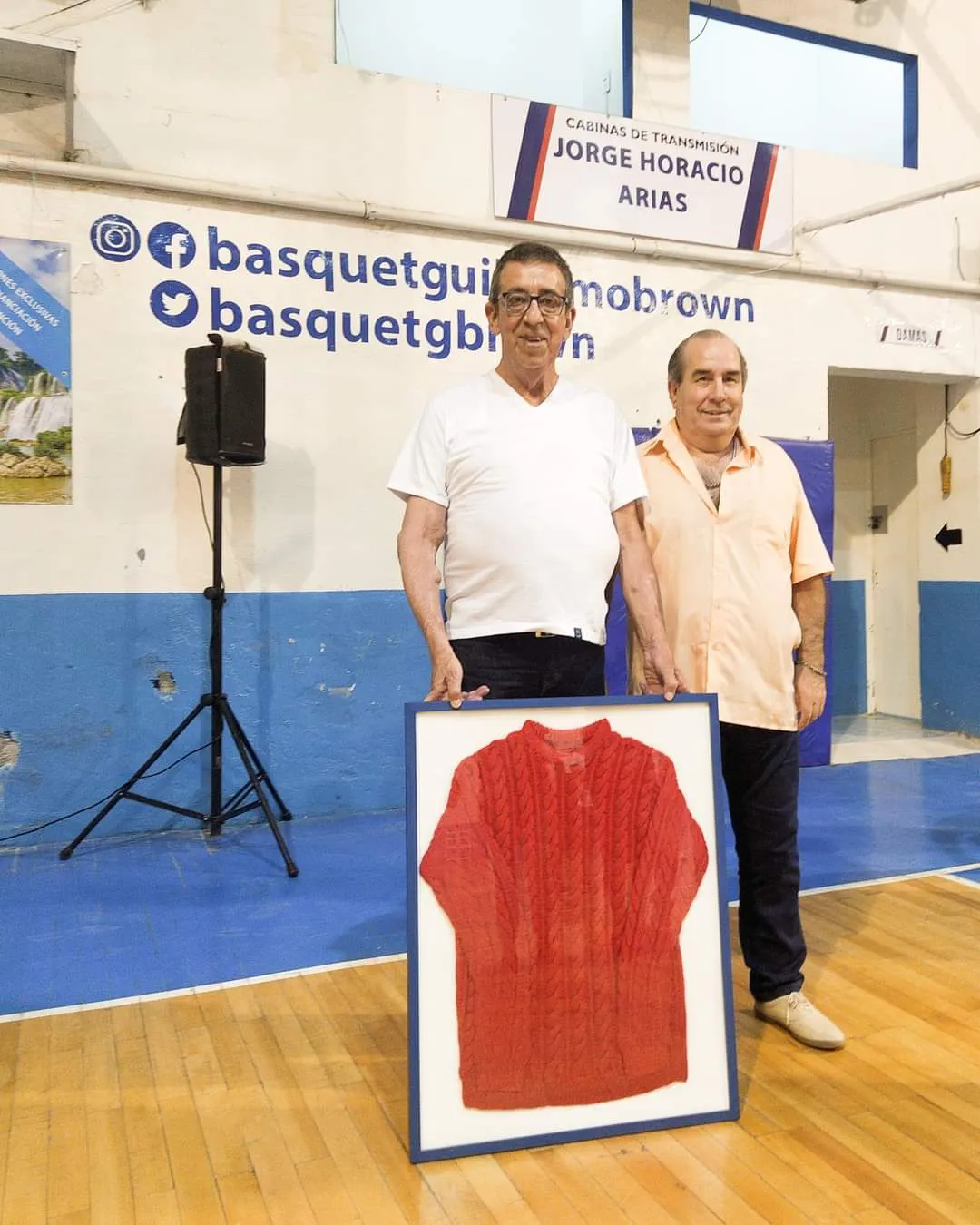 FALLECIÓ "TUPA", EL DE LA ANÉCDOTA DEL PULLOVER ROJO
