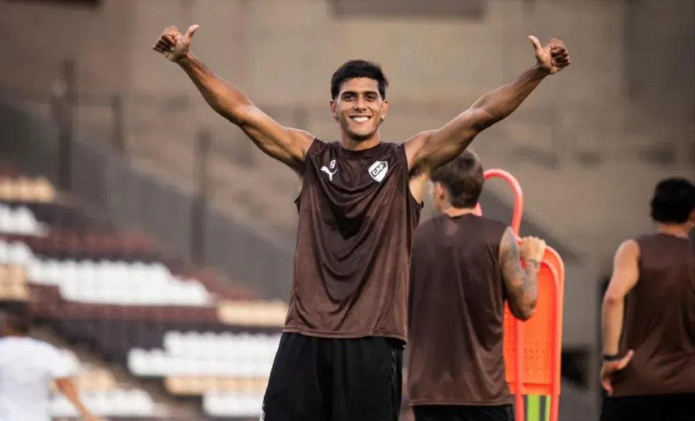 Platense abre su camino en la Copa Argentina frente a Argentino de Monte Maíz