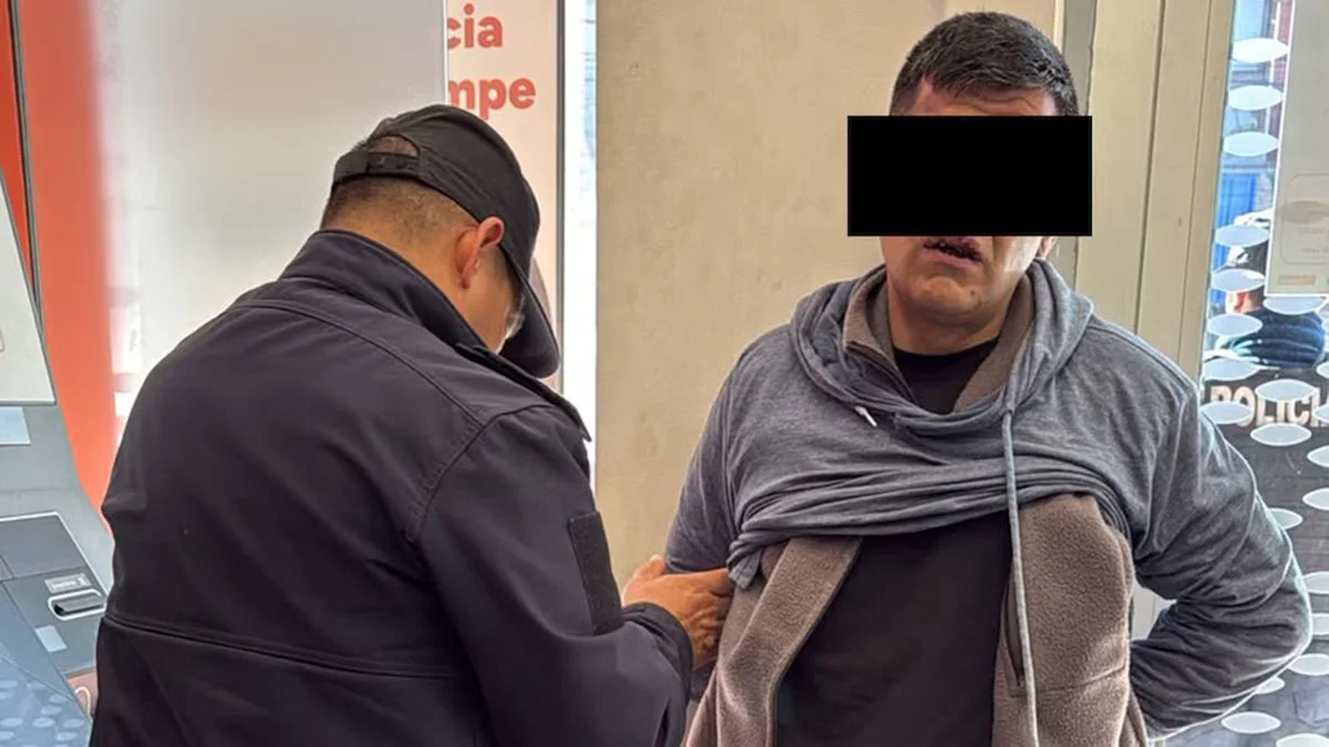 delincuente detenido (Infobae)