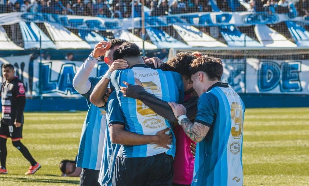 Club Social y Atlético Guillermo Brown. Foto Stephanie - Fotografía & Video. (2)