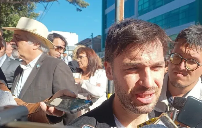 Ignacio Torres en aniversario de Comodoro