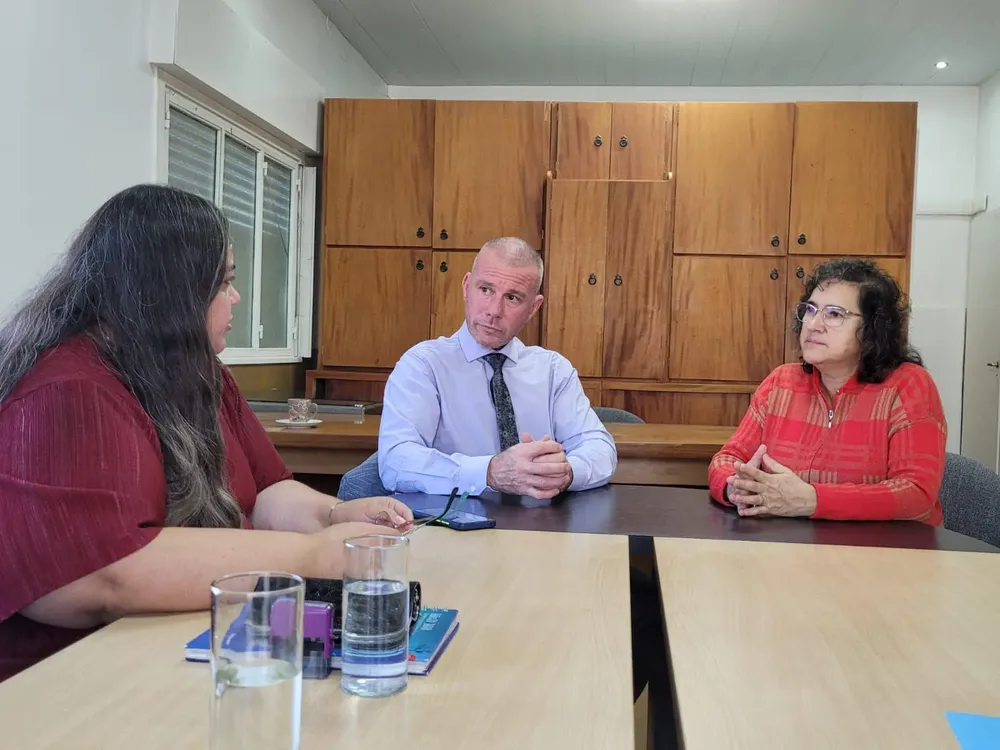 Firma de convenio entre el municipio y la UTN