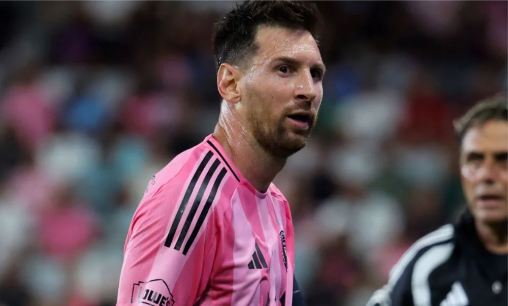 El equipo de Lionel Messi ganaba 3-0 y lo perdió 4-3 sobre el cierre.