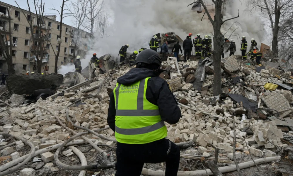 La ofensiva dejó un saldo de al menos 19 muertos entre el viernes y el sábado, distribuidos en distintas regiones del país.