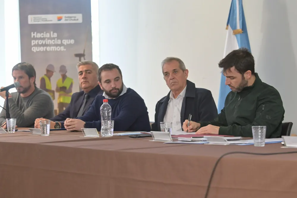 Torres anuncio obras que superan los $21.000.000.000,00.