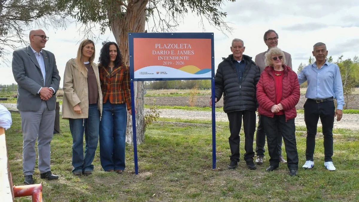 Homenaje a Darío James