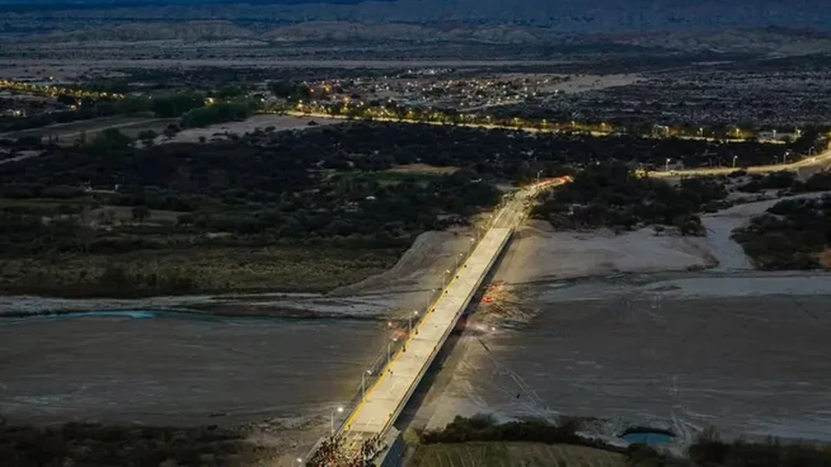 Jalil inauguró uno de los puentes mas largos de Argentina