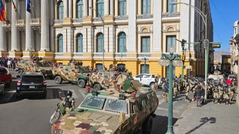 Bolivia disturbio militar en la Plaza central