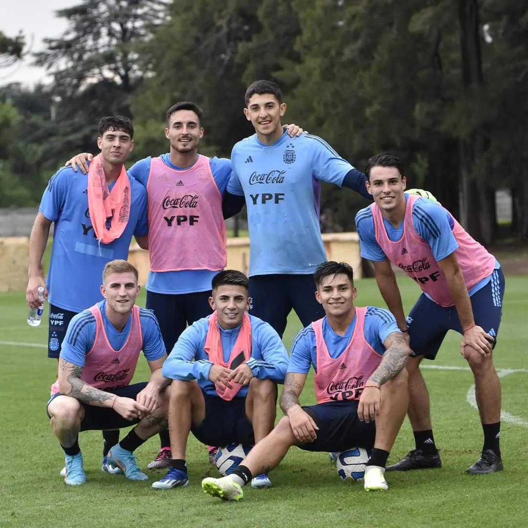 LA SELECCIÓN SUB 23 SE SIGUE ENTRENANDO Y PREPARANDO