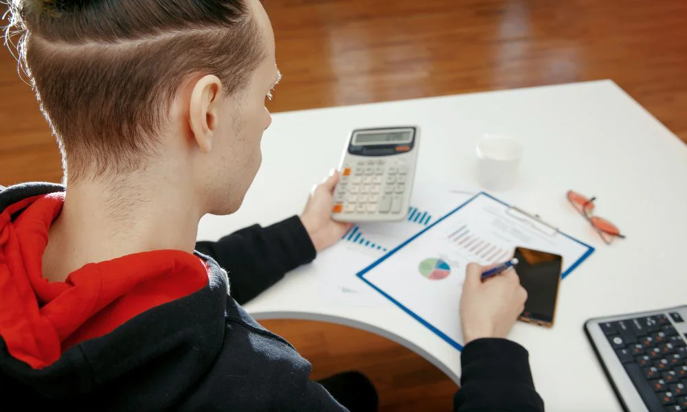 82% de los argentinos pide educación financiera en primaria