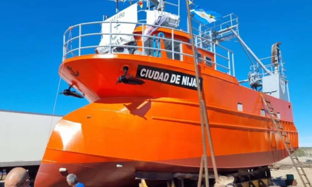 Nuevo barco Ciudad de Nijar