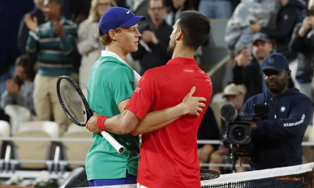 Sinner y Djokovic son dos de los tenistas que se dieron de baja