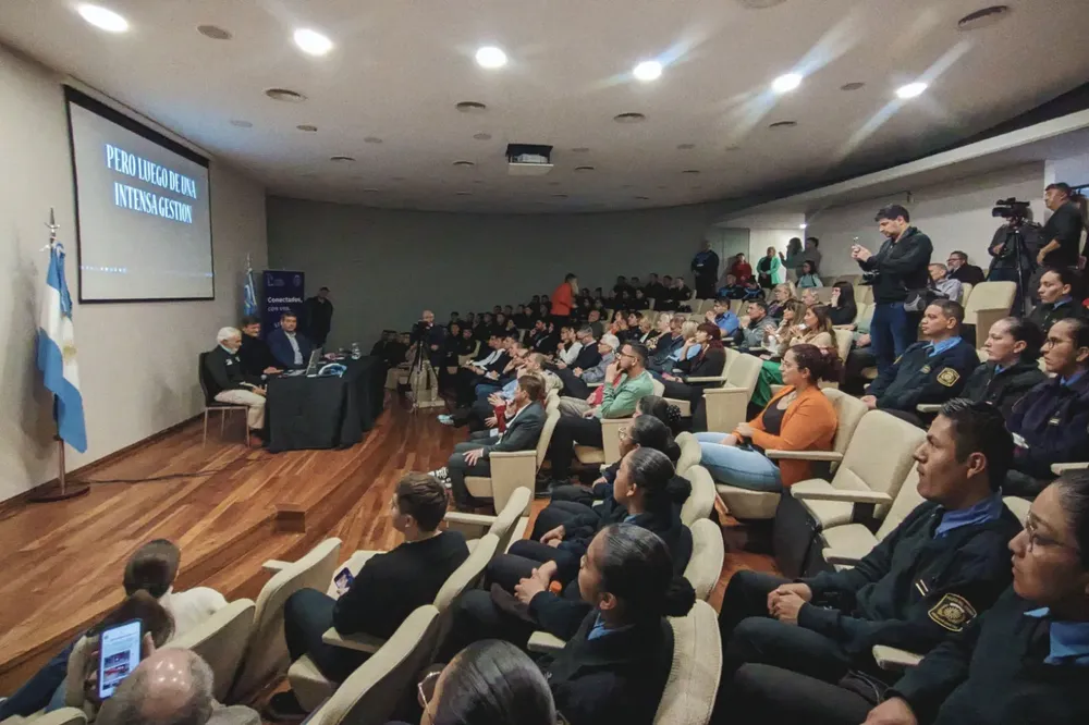 El ex comandante Guillermo Tibaldi rinde homenaje al ARA San Juan