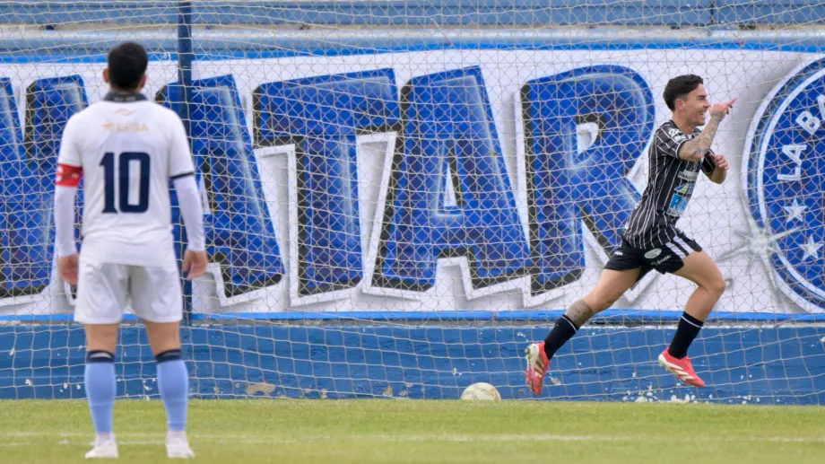 Guillermo Brown volvió a perder en el Conti. Sin ideas y sin reacción, cayó ante Cipolletti y la crisis se agudiza. El plantel parece golpeado anímicamente.