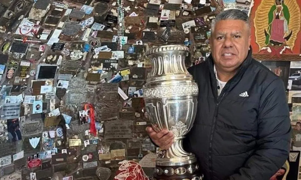 El Chiqui Tapia viajó a San Juan con la copa