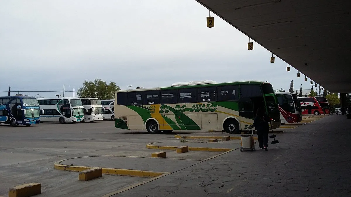 Operativo en la terminal de ómnibus de Puerto Madryn