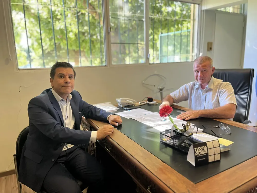 Gaiman tendra su utilitario 0km