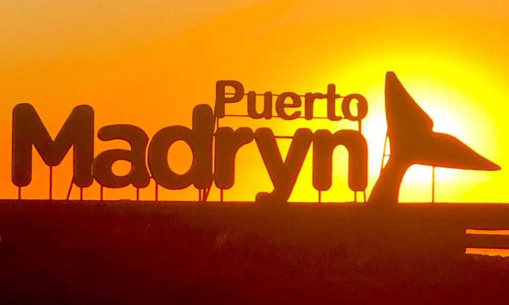 Cartel portada de Puerto Madryn imagen Facebook oficial del municipio