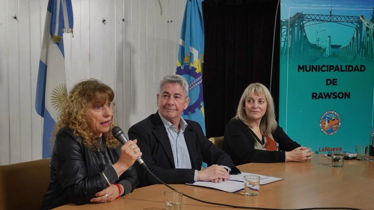Presentación de la Feria del Libro en Rawson