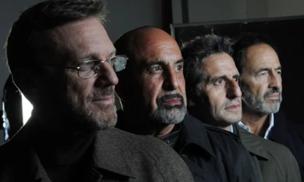 Los Simuladores