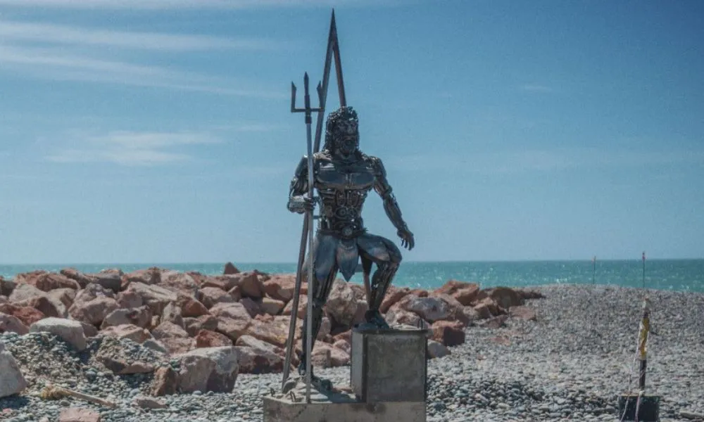 Escultura en Playa Unión